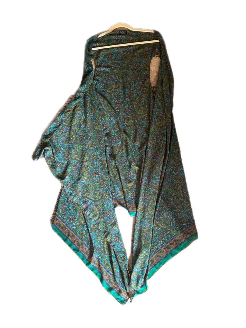 Green Paisley Wrap